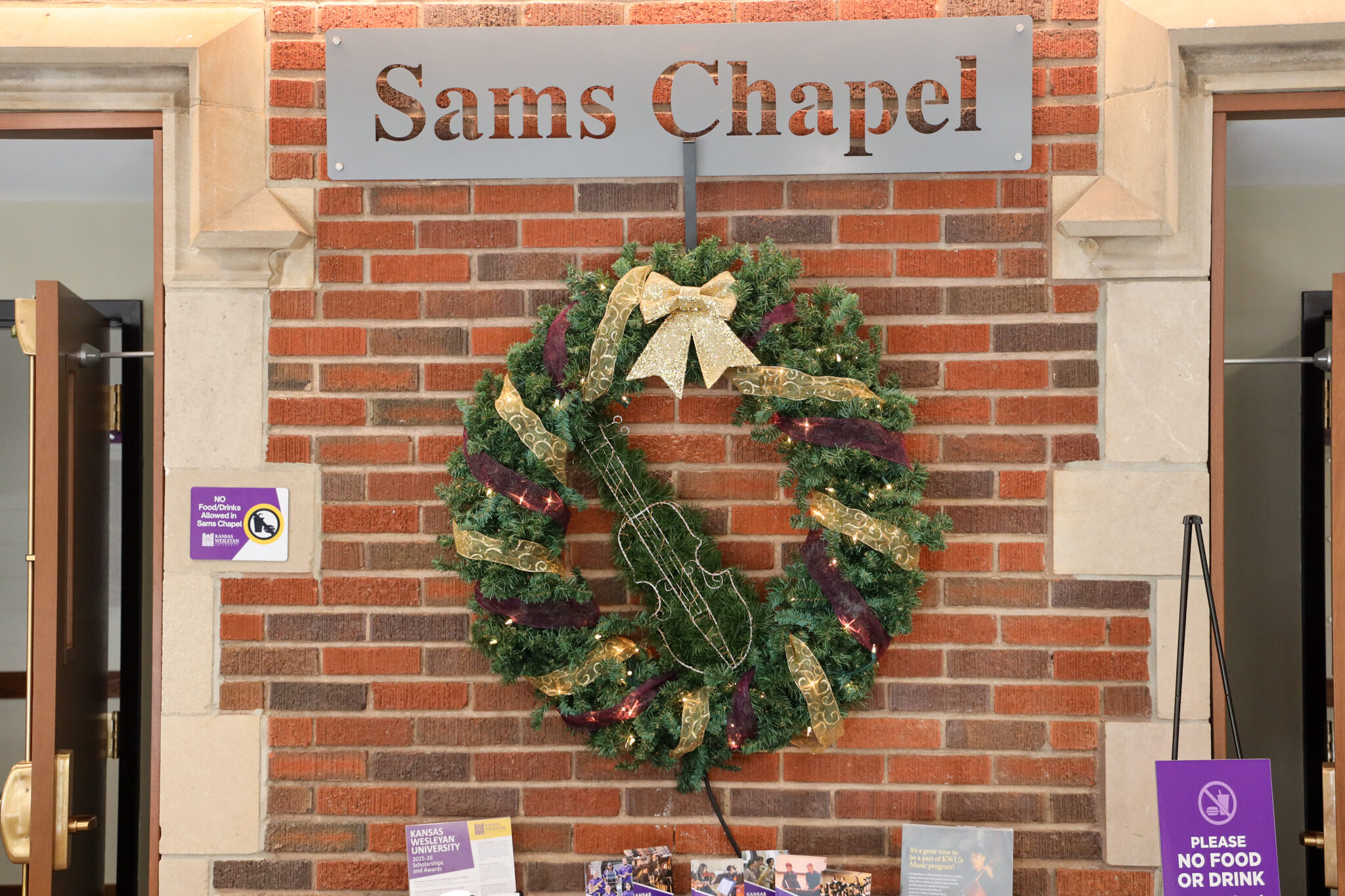 Wreath under Sams Chapel sign
